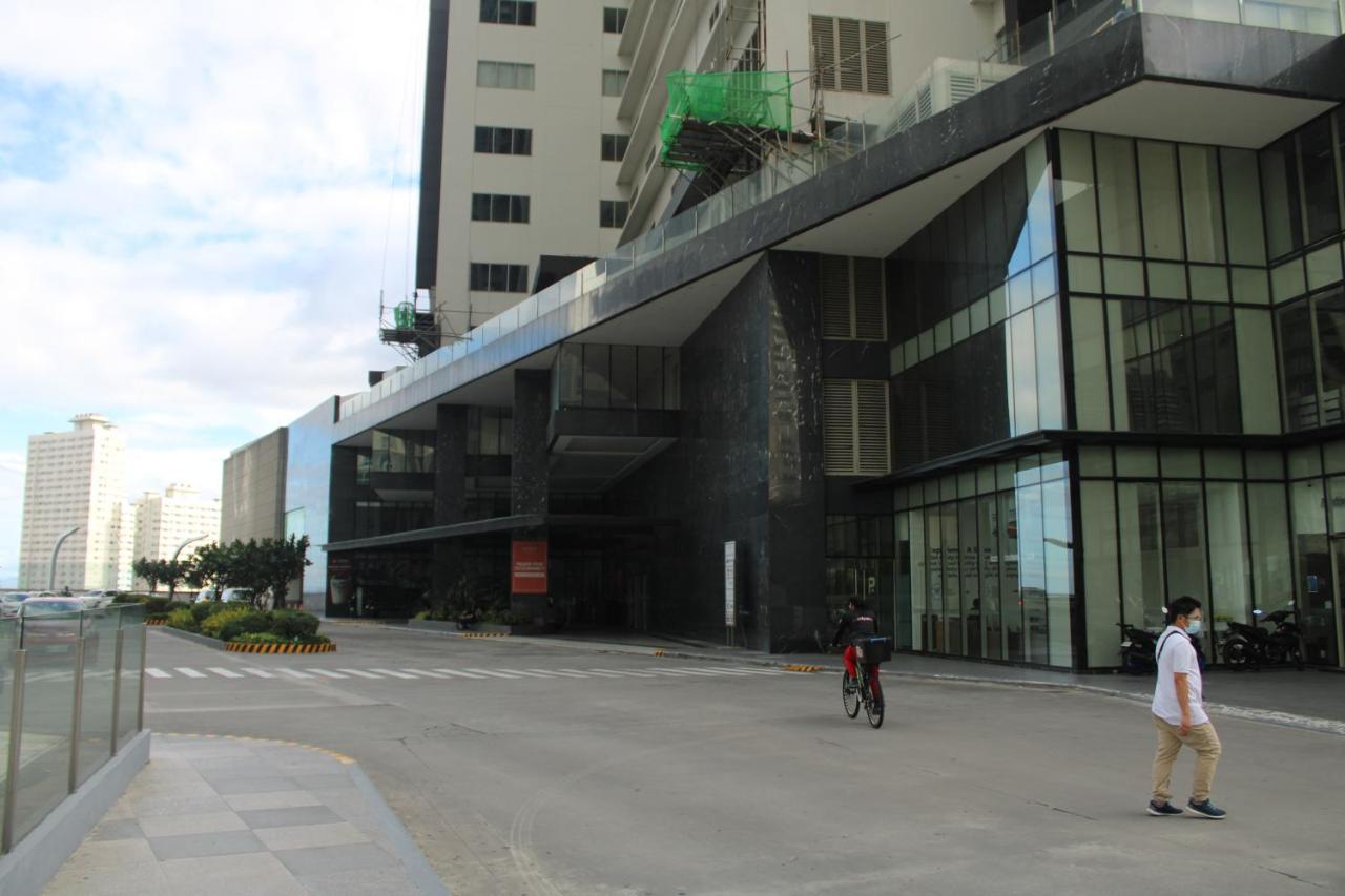 A2J Luxury Bgc Balcony Suite Near Sm Aura Taguig Manilla Buitenkant foto