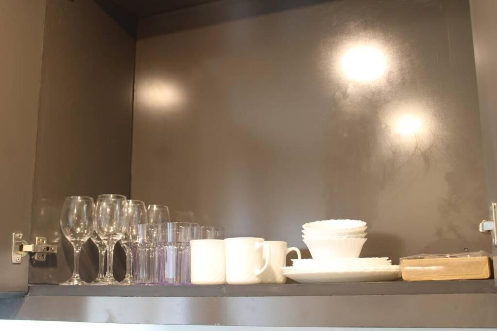 A2J Luxury Bgc Balcony Suite Near Sm Aura Taguig Manilla Buitenkant foto